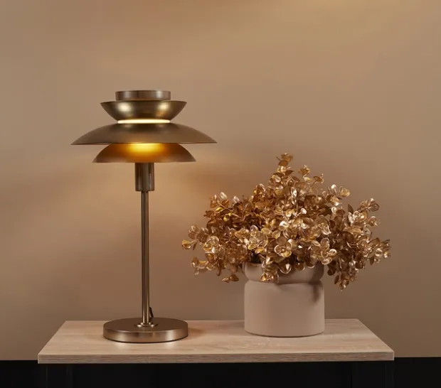 Embla bordlampe messing