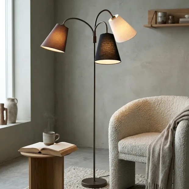 Felicia Trio gulvlampe uten skjermer 3lys 150cm brun