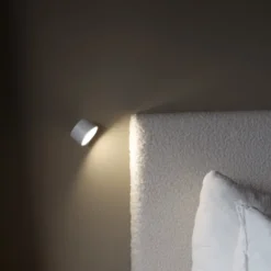 Frida LED oppladbar leselampe vegg 7,5cm hvit