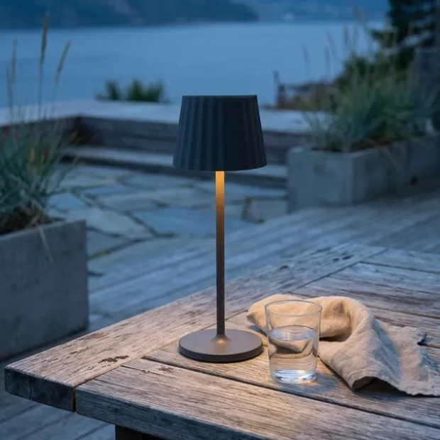 Juli LED oppladbar utelampe bord IP65 29cm grå