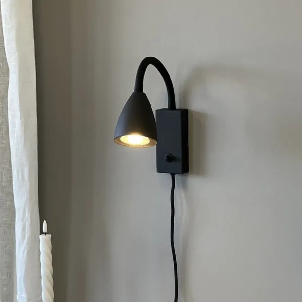 Lina Flex leselampe vegg 32cm sort