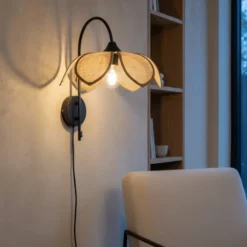 Luftig Lotus vegglampe 41cm natur