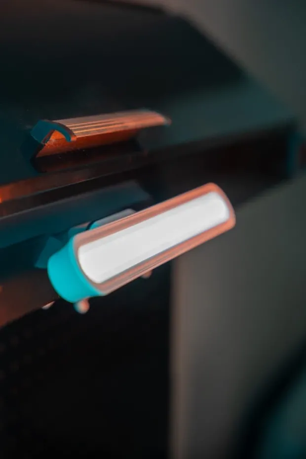 Magnetisk LED oppladbar vegglampe 28cm hvit