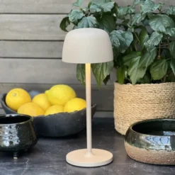 Mars LED oppladbar utelampe bord IP65 28cm beige