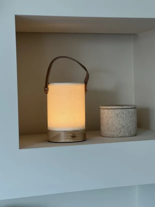 Megrez LED oppladbar bordlampe 21cm natur