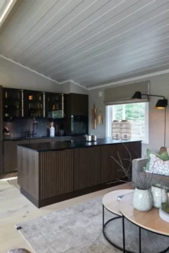 Nordic vegglampe 2lys sort
