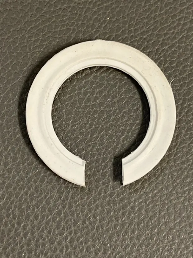 Overgang til lampeskjerm E14 hvit