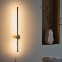 Pole LED vegglampe 60cm gull
