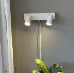 Scott leselampe vegg 2lys 32cm hvit