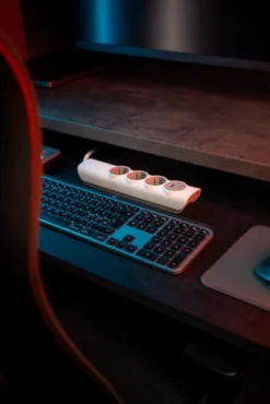Skjøteledning 3-veis & USB porter hvit