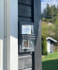 Skrova utelampe vegg IP54 30cm grå