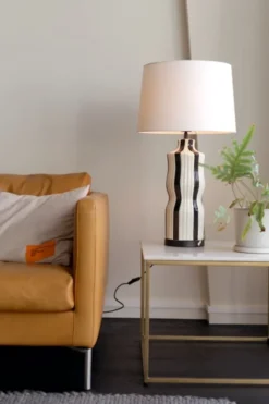 Stripes bordlampe 73cm sort