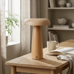 Vara LED oppladbar bordlampe 26cm natur