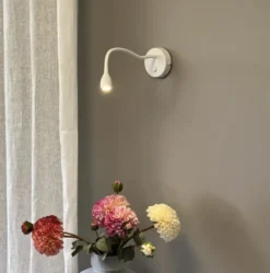 Willy LED leselampe vegg 20cm hvit